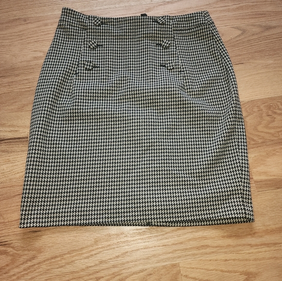 Women's Pencil Skirt - Picture 1 of 4